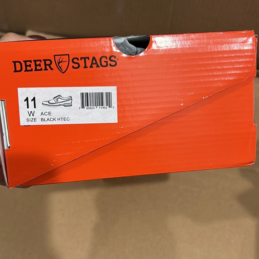 Size 11 Deer Stage Dress shoes Boys - Picture 2 of 3
